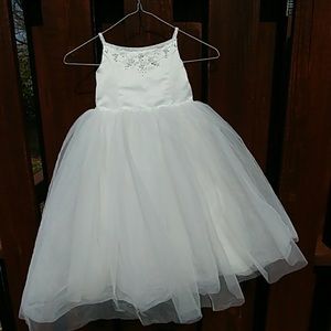 Michelangelo David’s bridal flower girl dress